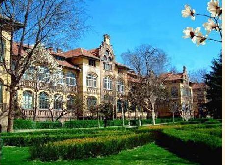 uW(xu)