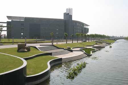 同濟(jì)大學(xué)