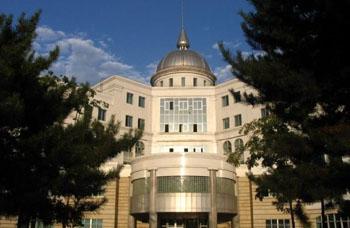 吉林大學