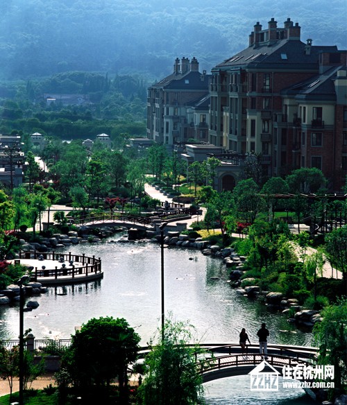 許雙貴參與被評(píng)為“合肥十佳住房”的“合肥綠城•桂花園”項(xiàng)目設(shè)計(jì)、規(guī)劃