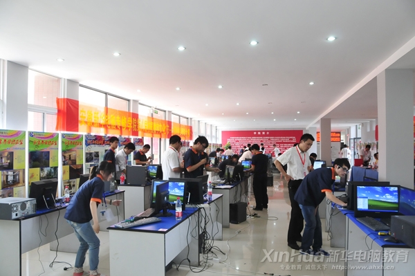 安裝調(diào)試大賽現(xiàn)場(chǎng)