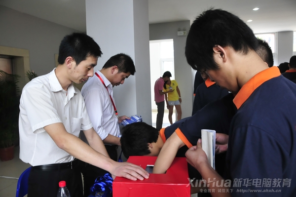 安裝調(diào)試現(xiàn)場(chǎng)抽簽