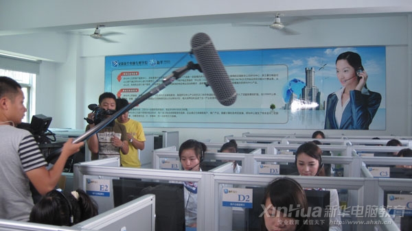 呼叫中心拍攝現(xiàn)場(chǎng)