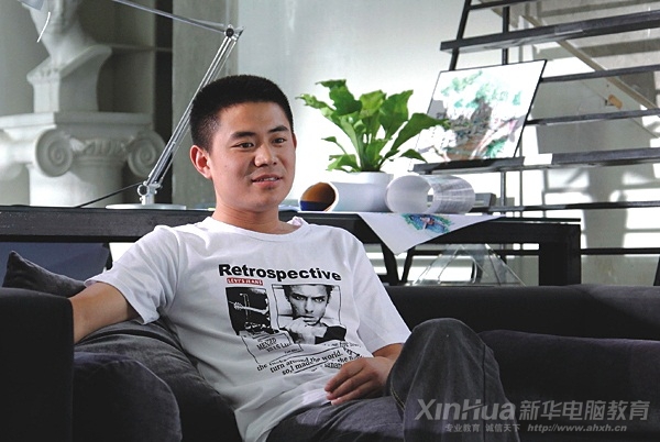 用奮斗演繹百萬年薪的精彩人生的青年才俊許雙貴