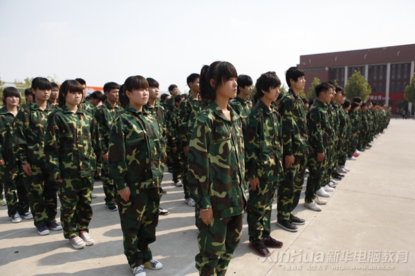 太陽再毒,也阻擋不了我們磨練意志的決心