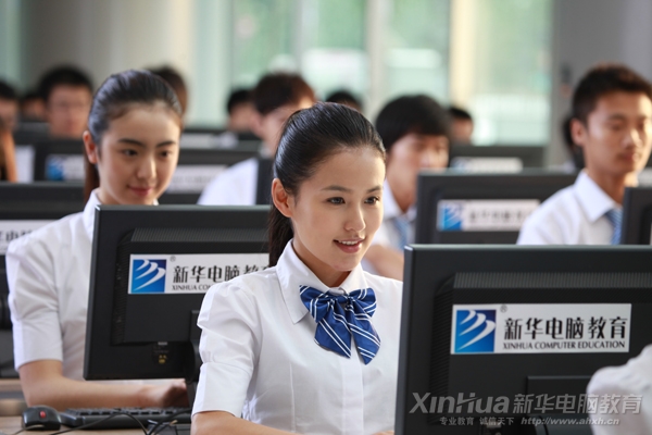 教學優勢:電腦人手一機,理實一體化教學