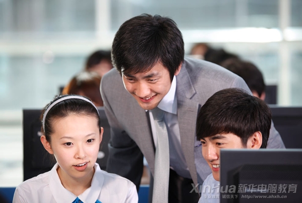 師資優勢:“雙師型”老師手把手教學