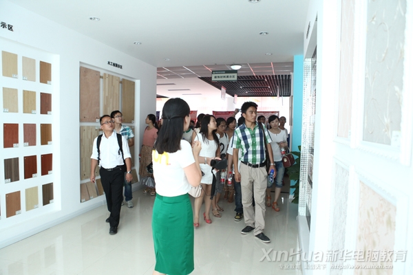 參觀新華環境藝術設計實訓基地