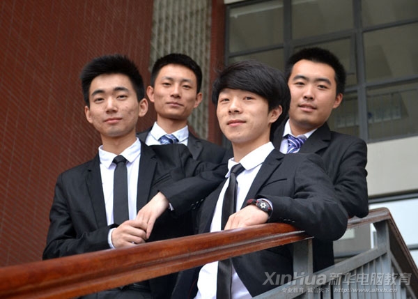 筑夢新華4隊小組隊員