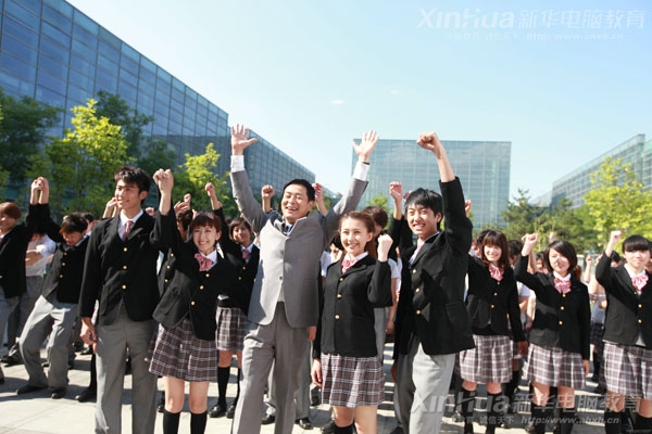 2014攜手新華 共創美好未來