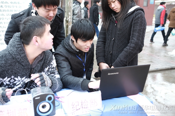 老社員們再商量好的招新策略