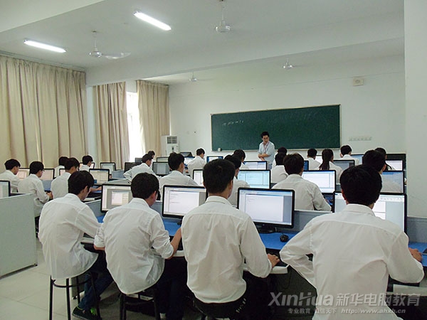 大賽現場,同學們志在必得